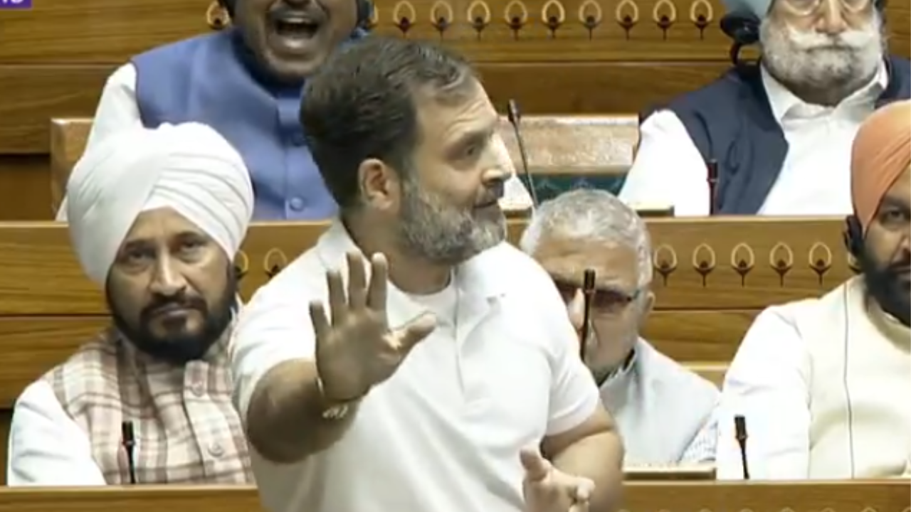 ‘Halwa, Nehru, Trump invite’: Centre bristles over Rahul’s digs