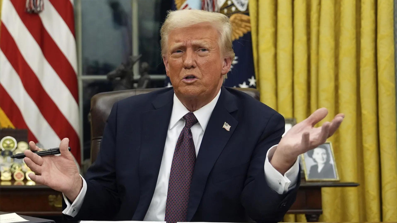 Donald Trump hints Democrats in US were backing Congress and Rahul Gandhi