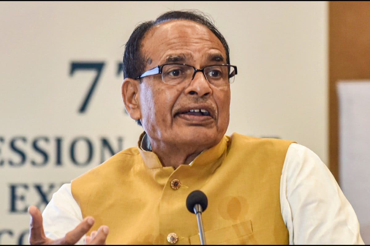 ‘Cheating Passengers’: Shivraj Chouhan Slams Air India Over ‘Broken Seat’