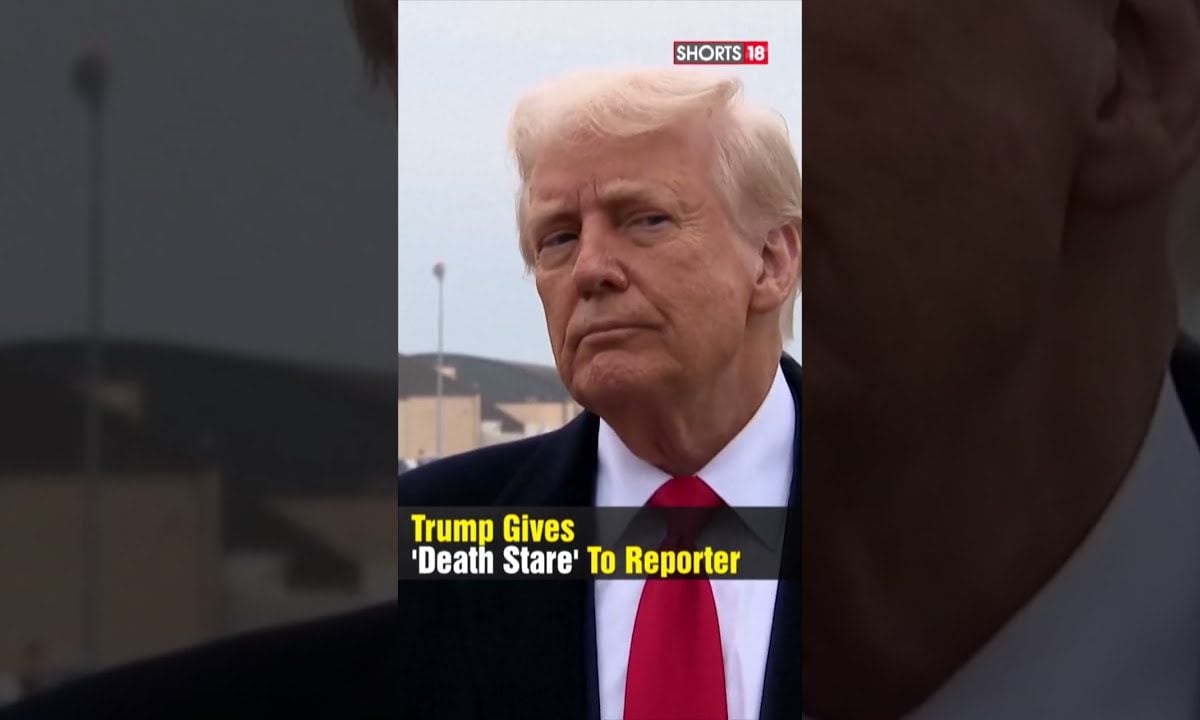 Trump Latest News | President Trump Hit In Face By Reporter’s Microphone | Trump News | N18S