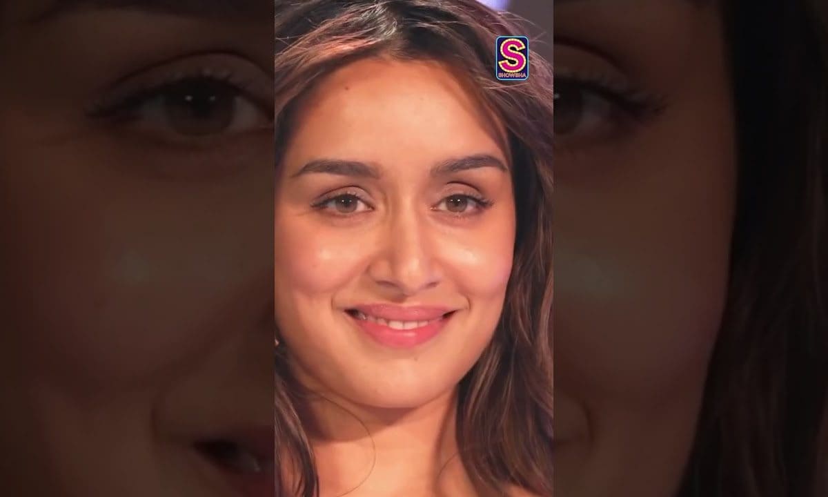 Simple, Serene & Graceful, Shraddha Kapoor Makes Heads Turn With Her Class | N18S | #shorts