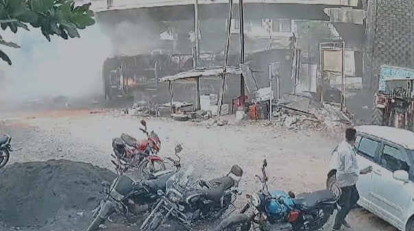 Video: Tanker Loses Control, Drives Off Flyover, Spills Flammable Oil