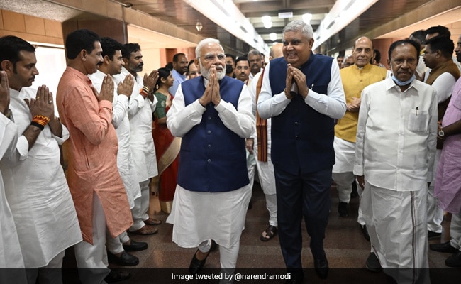 “Pray For His Speedy Recovery”: PM Modi After Visiting Veep At AIIMS