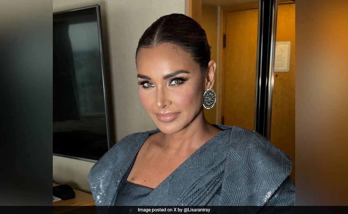 Lisa Ray Criticises Air India Over Medical Waiver For Cancelling Ticket