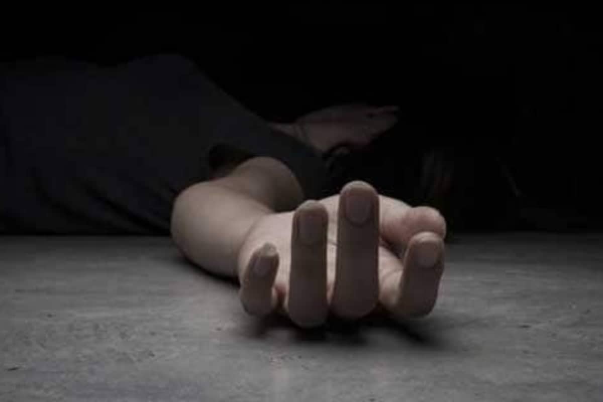 Delhi Man’s Throat Slit With Broken Liquor Bottle While Returning From Holi Celebrations
