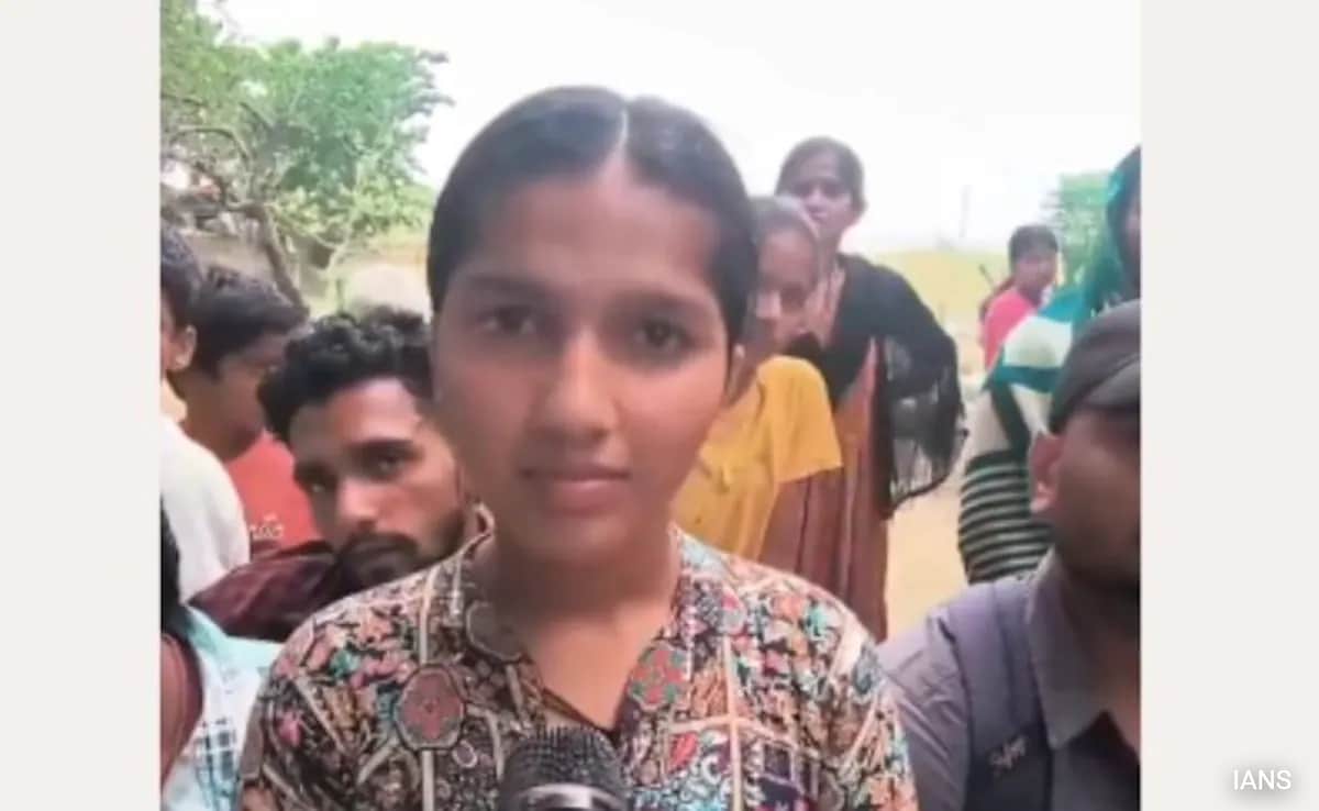 Bihar Girl Wanted To Study Science, Forced To Take Up Arts. This Happened