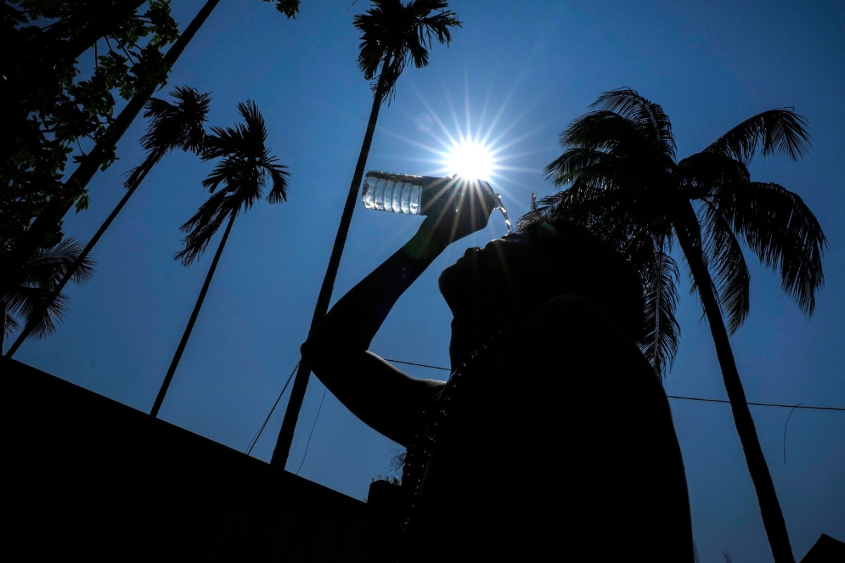 Heatwave Hits India Early, Temperatures Soar Beyond 40°C In Nine States