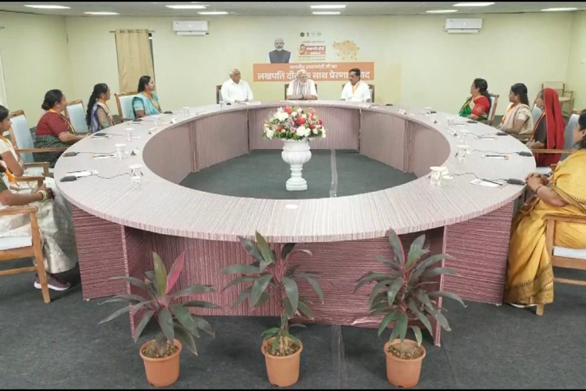 On Women’s Day, PM Modi Holds Boardroom-Style Interaction With ‘Lakhpati Didis’ In Gujarat | Watch