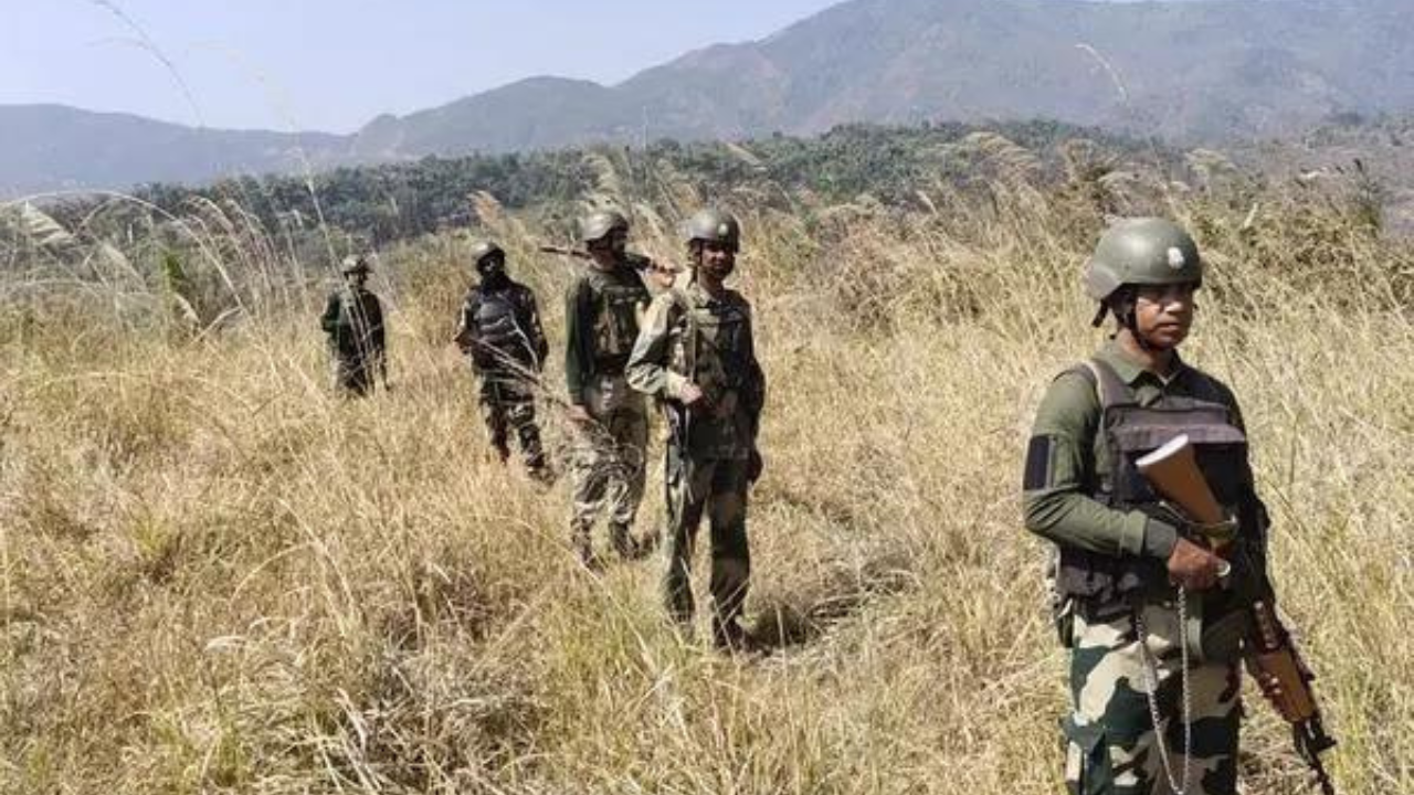 Day 1 of ‘free movement’ in Manipur: Bus attacked, 114 weapons recovered
