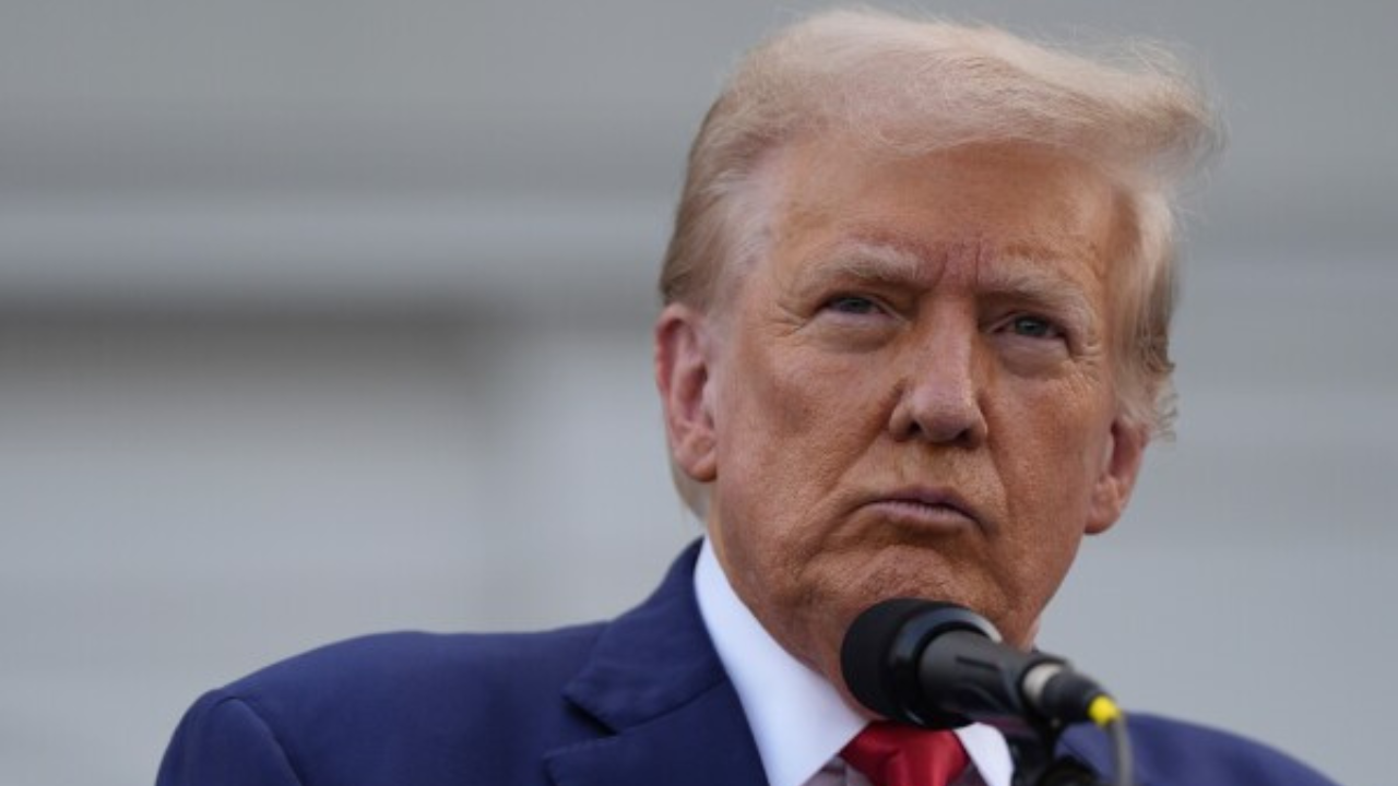 Trump’s USA shows a red flag to green card holders’ political activism
