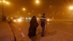 Iraq sandstorm leaves many with breathing problems