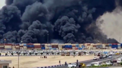At least 500 injured in large explosion at Iran port