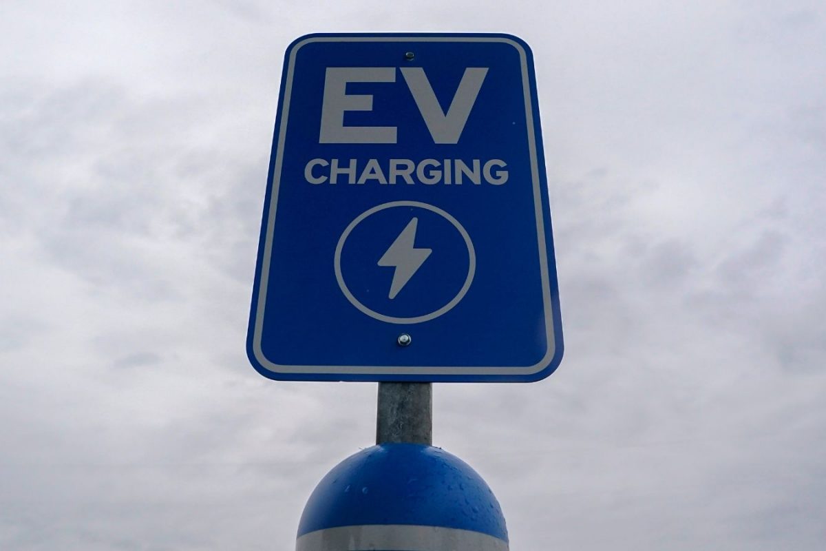 Maharashtra Approves EV & App-Based Transport Policies To Drive Green, Safe Mobility