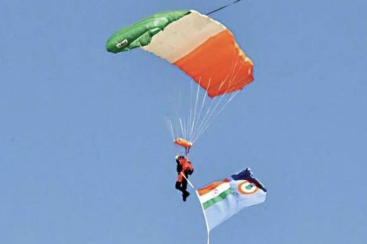 IAF’s Para Jumper Instructor Dies During Demo Skydiving Drop In Agra