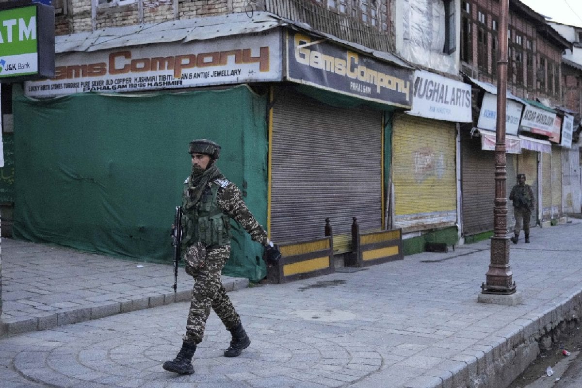 ‘Jaan Hai Toh Jahaan Hai’: Bengal Operators Cancel Kashmir Tours As Pahalgam Attack Spooks Tourists