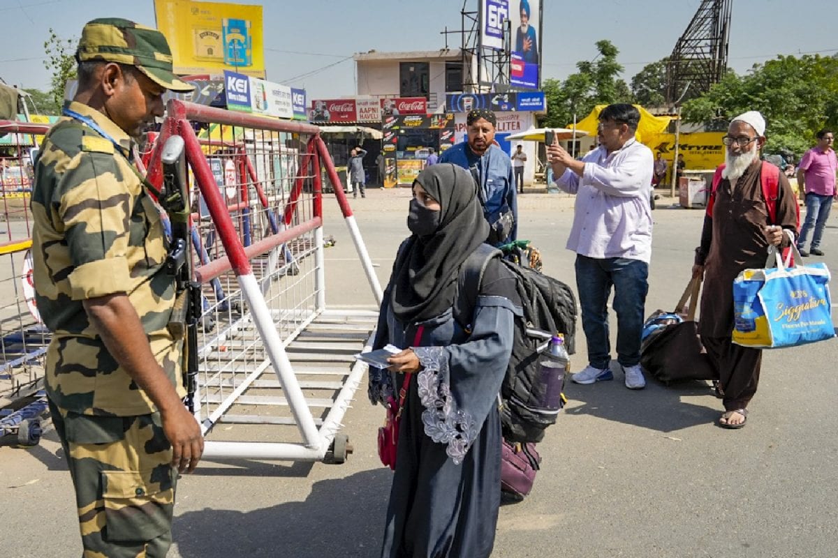 Over 1,000 Pakistani Nationals Asked To Leave Maharashtra; UP, Goa, Uttarakhand Hand Exit Notices