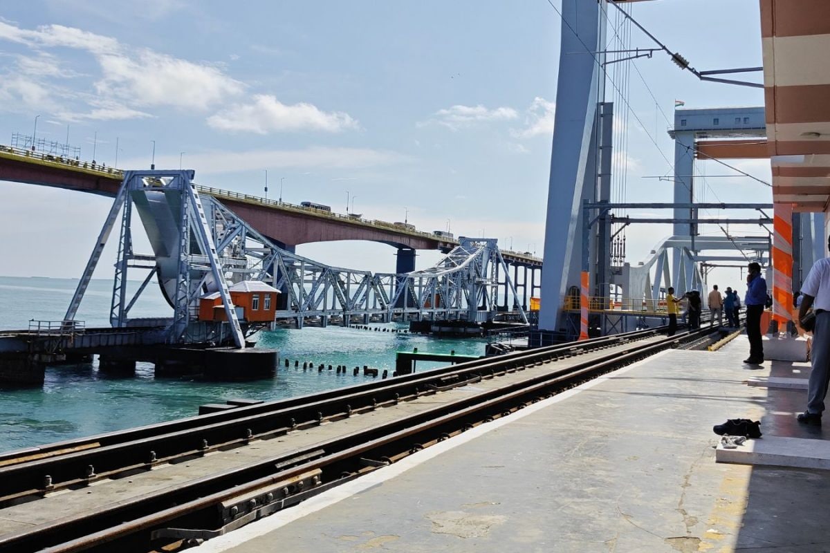 News18 Afternoon Digest: PM Modi Inaugurates Pamban Bridge, Canada Parliament On Lockdown & Other Top Stories