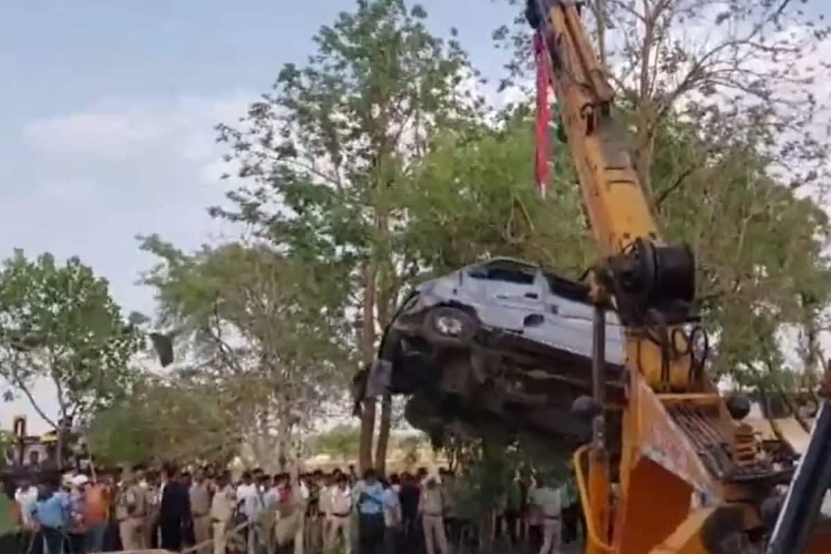 MP: 12 Dead As Van Hits Bike, Lands In Water-Filled Well; PM Modi Announces Ex-Gratia Of Rs 2 Lakh