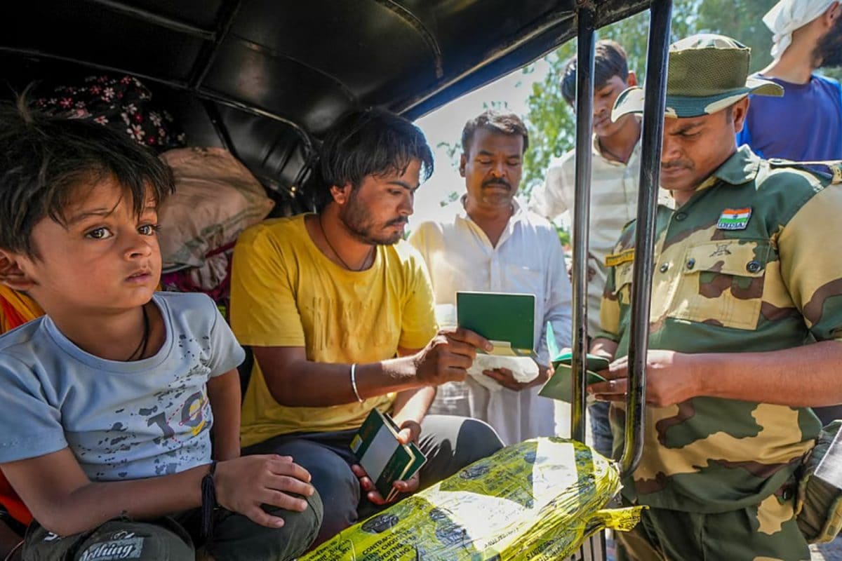 537 Pakistani Nationals Left India Through Attari In 4 Days As Exit Deadline Ends