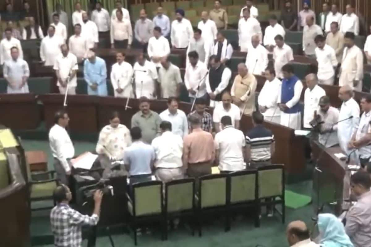 Pahalgam Terror Attack: J-K MLAs Observe Silence For Victims, Support Centre’s Diplomatic Measures Against Pakistan