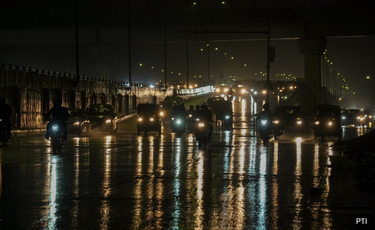Delhi-NCR To See Thunderstorms Over Weekend, Predicts Weather Body