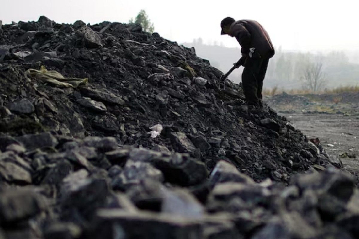 New Coal Capacity Hit 20-Year Low In 2024, But Plant Retirements Stalled In US: Report