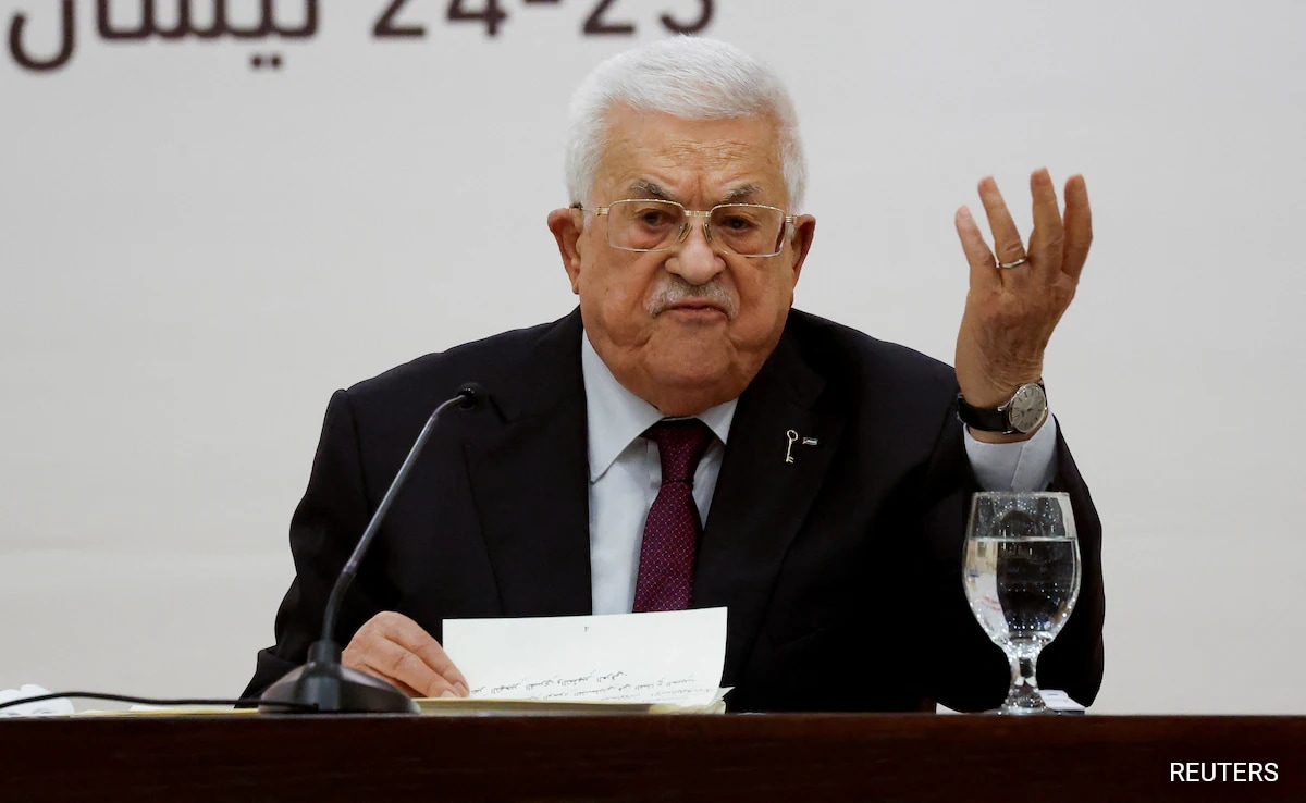 Who Is Hussein Al-Sheikh, Front-Runner To Succeed Palestinian President Abbas