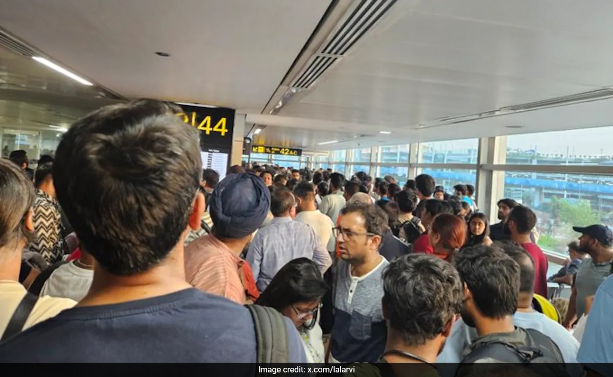 “Stranded For 12 Hours”: Flights Delayed At Delhi Airport Due To Dust Storm