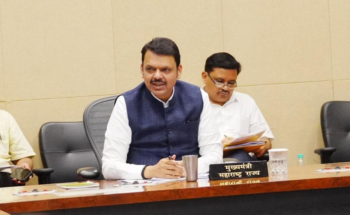 Amid ‘Hindi Imposition’ Row, Maharashtra Stays Order Making It Compulsory