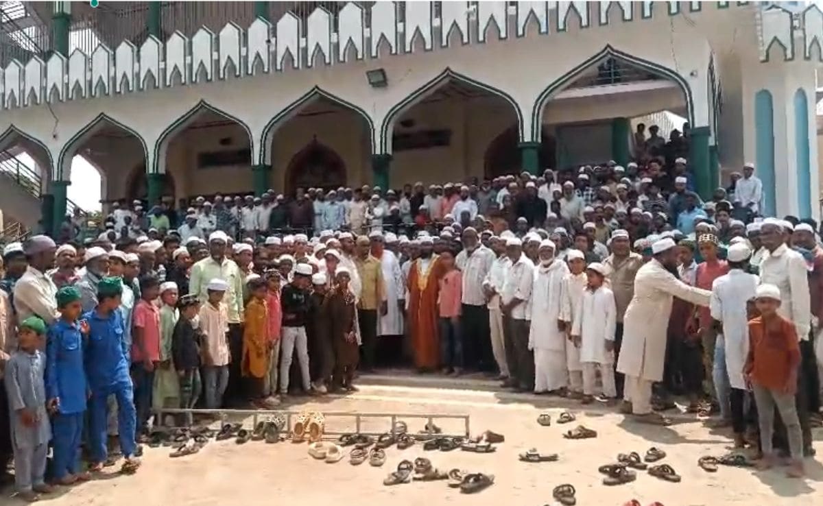 ‘Trying To Cause Communal Unrest’: Karnataka Muslims Protest J&K Attack