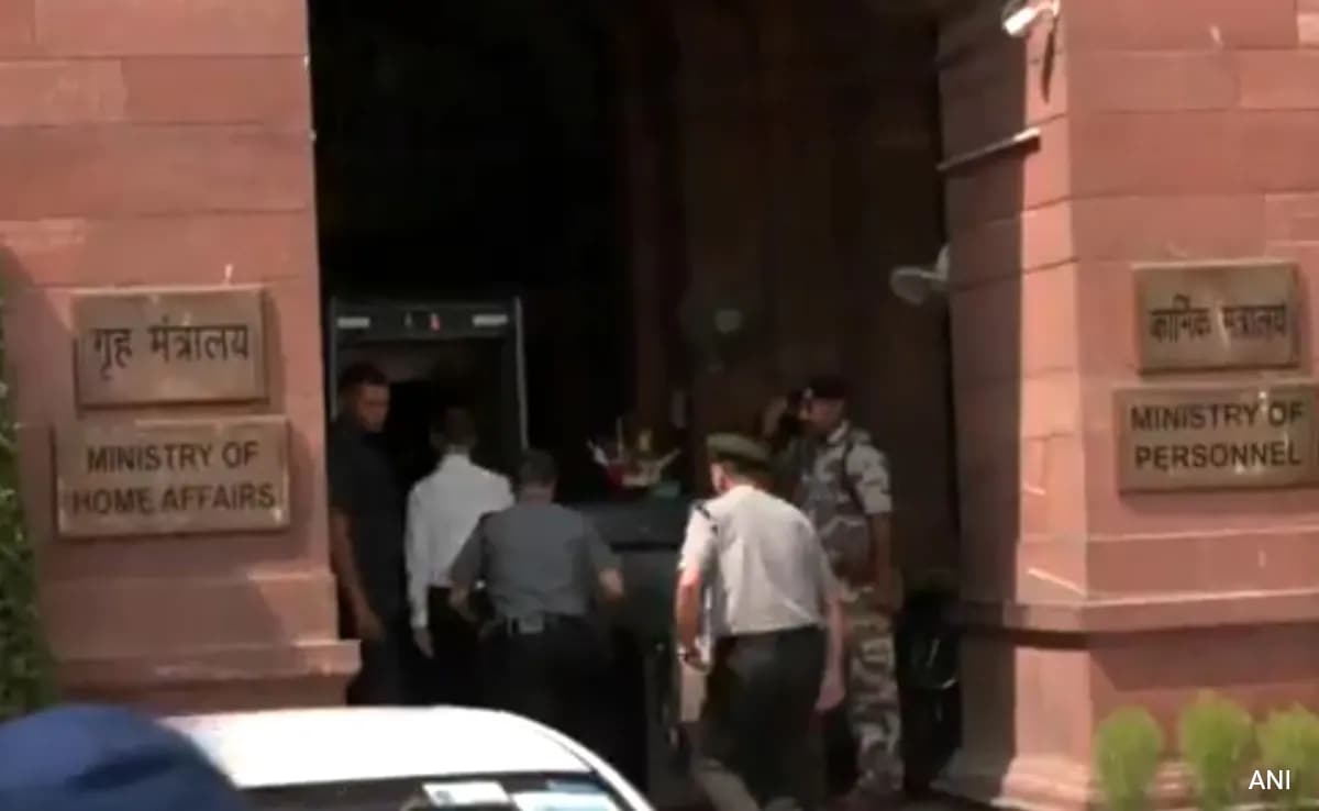 Home Ministry Holds High-Level Meet Amid Security Concerns After J&K Attack