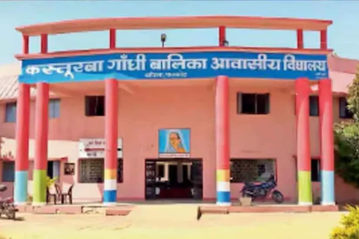 3 Schoolgirls Go Missing From Meerut’s Kasturba Gandhi Vidyalaya; DM, SP Rush To Spot