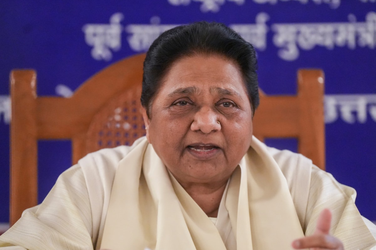 Mayawati’s Niece Claims ‘Husband Is Impotent’; Files FIR Against In-Laws For Pressurising To Conceive Child With Brother-In-Law