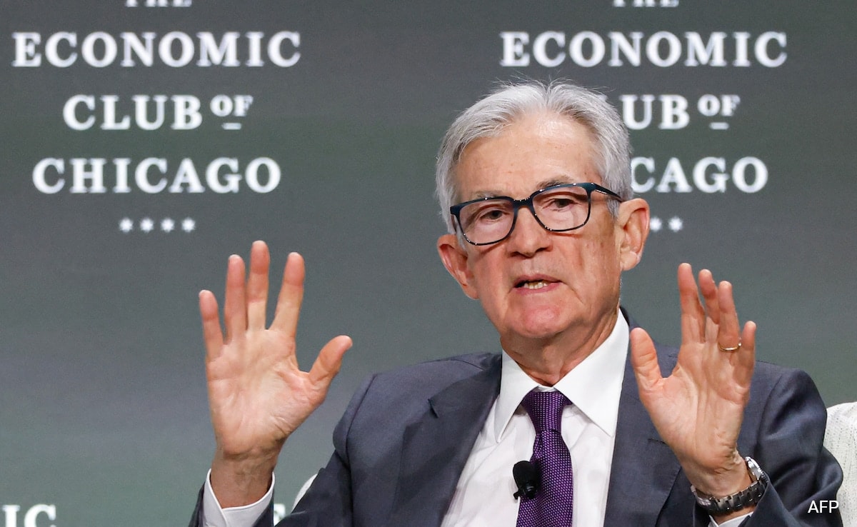 Trump Says He Has “No Intention” Of Firing Fed Chief