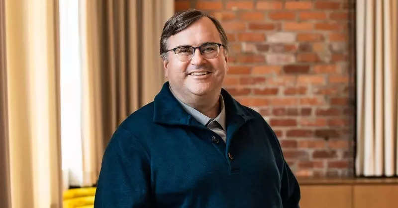 LinkedIn co-founder to employees: Go home, have dinner with family