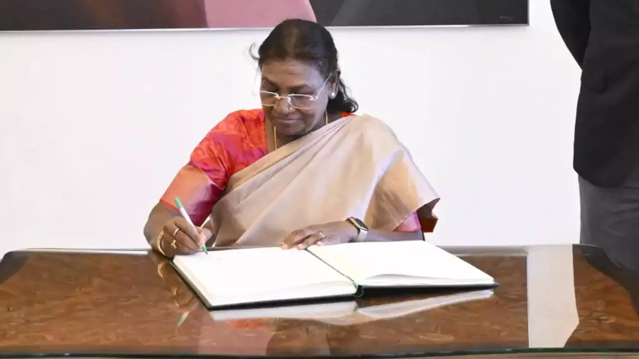 In a 1st, SC sets deadline for President to decide on bills sent by governors