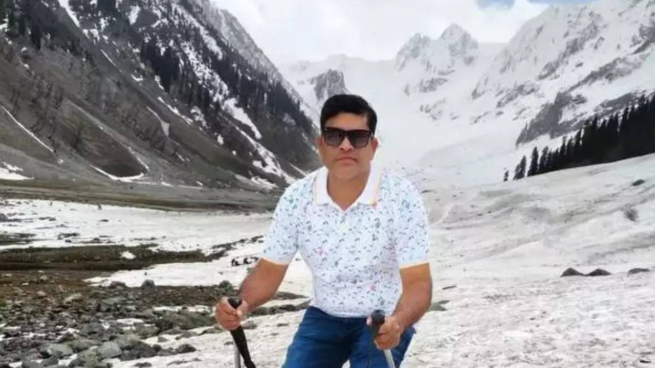 ‘He fell with blood flowing from his head’: Wife of accountant killed in Pahalgam attack