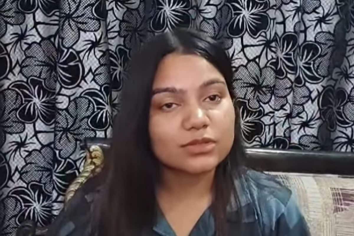 Woman Withdraws Rape Complaint Against Maha Kumbh Girl Monalisa’s Director, Says ‘Realised My Mistake’