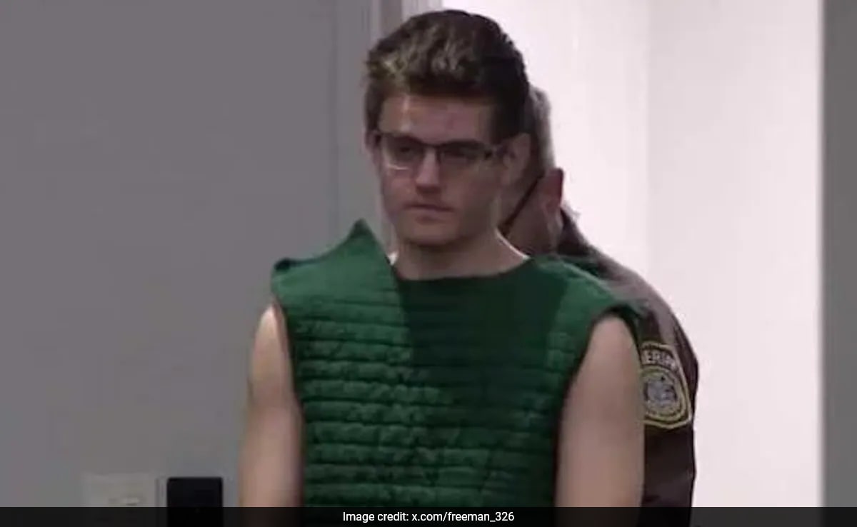 US Teen Charged With Killing Parents For Money To Assassinate Trump