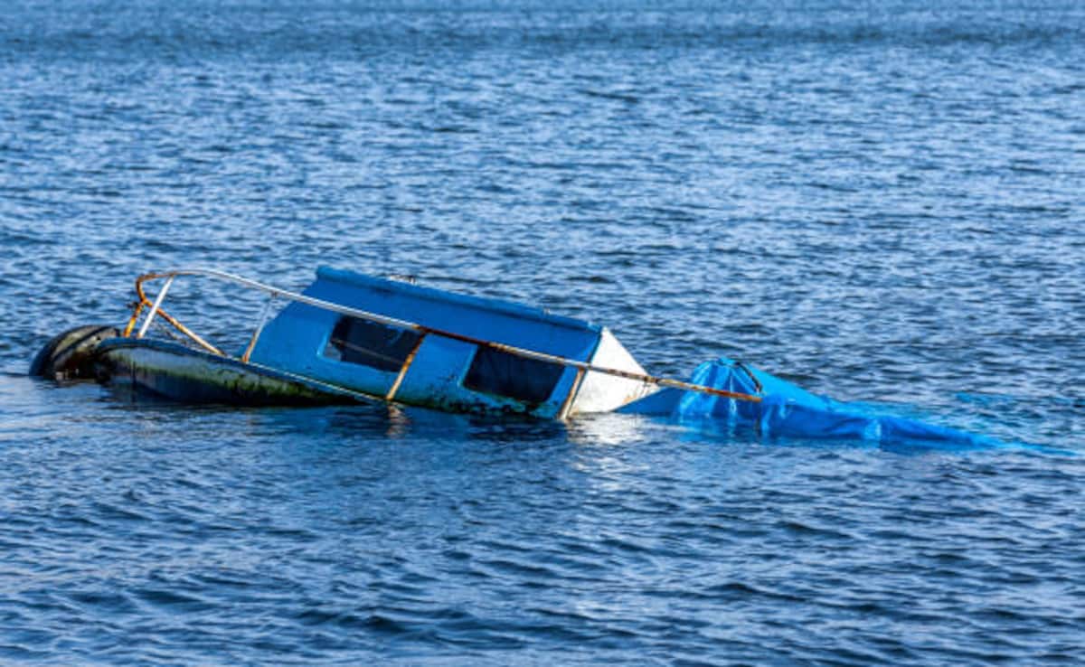 3 Dead, 60 Hospitalised After 2 Boats Capsize In China: Report
