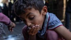 Chaos spreads as desperate Gazans wait for food to arrive