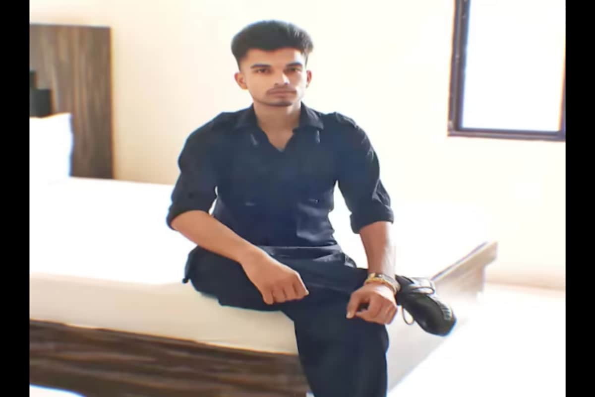 AK-47 Facebook Cover Photo, College Dropout: Who Is The Alleged Spy Held In HP?