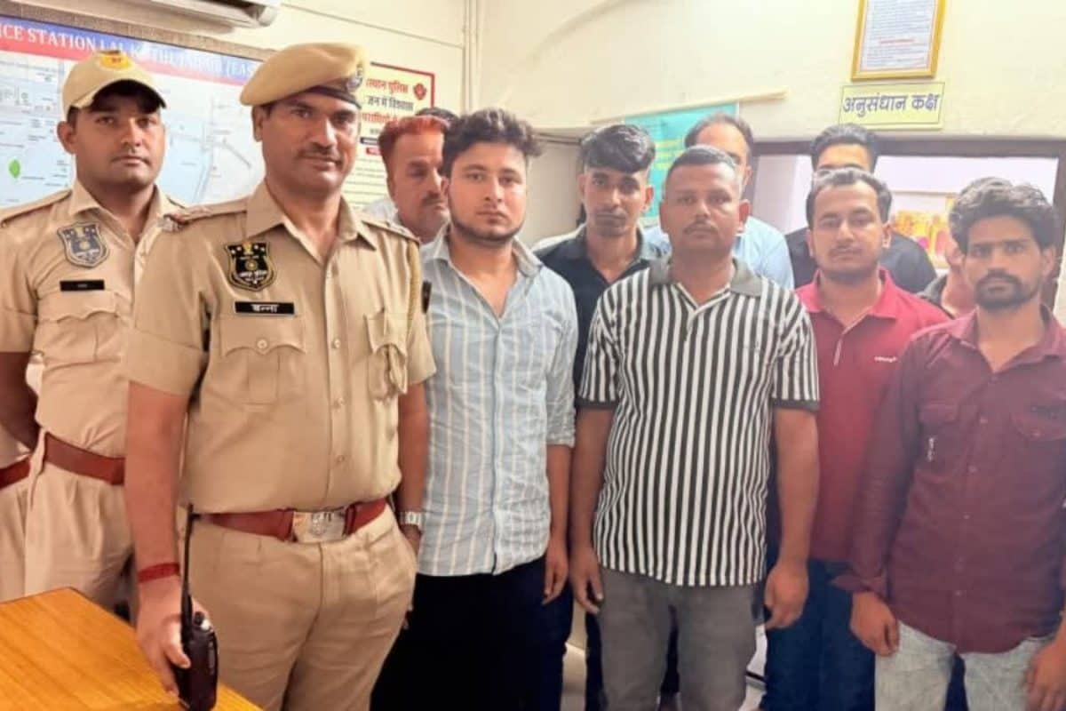 Prisoners Bribe Cops To Meet Wives, Girlfriends Under Garb Of Medical Check-ups In Jaipur, 13 Held