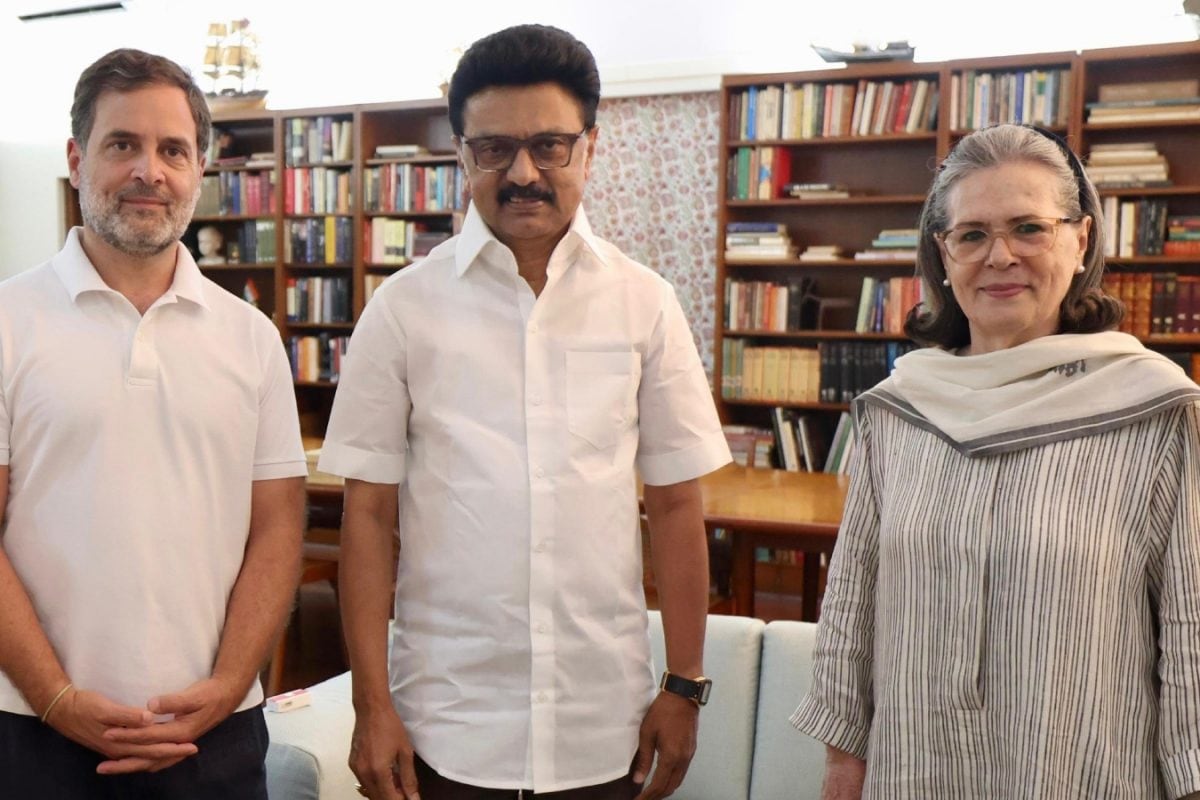 Tamil Nadu CM MK Stalin Meets Sonia, Rahul Gandhi In Delhi