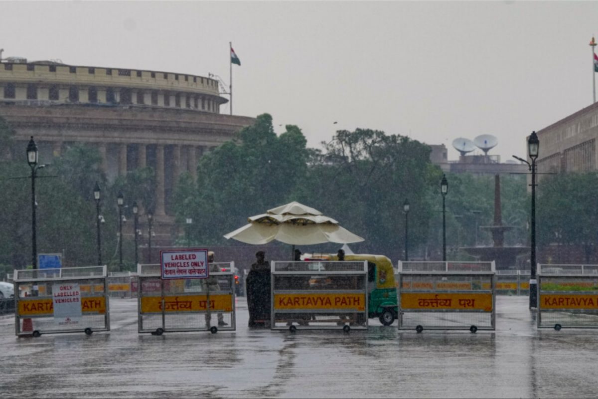 Yellow Alert For Rain, Thunderstorm In Delhi Today; Showers Likely In Other States Until May 24