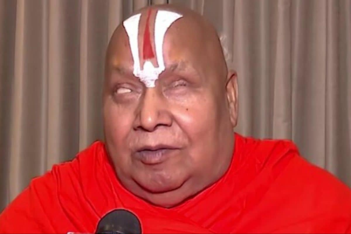 ‘Want PoK As Dakshina’: Jagadguru Rambhadracharya To Army Chief, Says ‘He Accepted’ | Watch