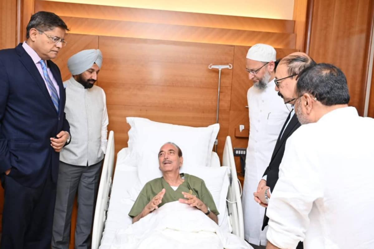 Ghulam Nabi Azad Gets Hospitalised Amid All-Party Delegation Visit In Kuwait, Likely To Return