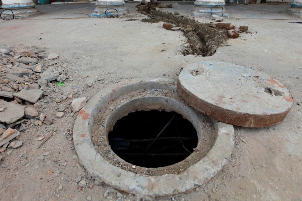 Jaipur: 4 Workers Forced To Enter 10-Foot-Deep Septic Tank Die After Inhaling Toxic Fumes
