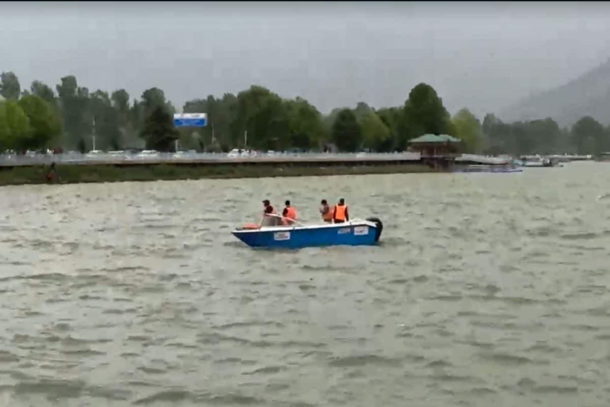 Father Rescued, Son Still Missing After Boat Capsizes In Dal Lake Due To Gusty Winds