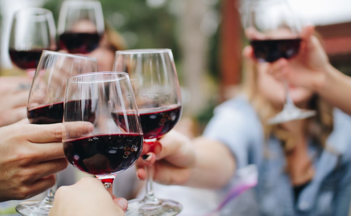 Parental Alcohol Permission Linked To Risky Drinking: Study